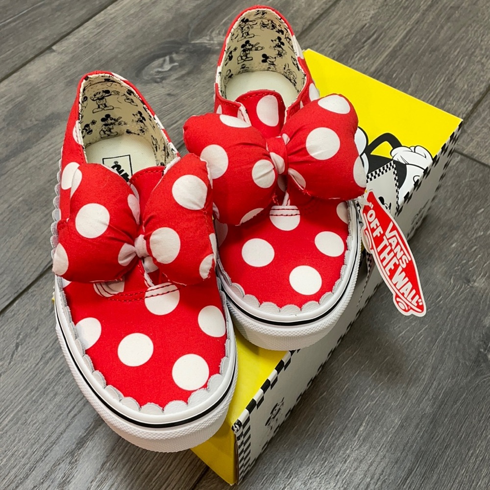 Disney Minnie Mouse Vans NWT